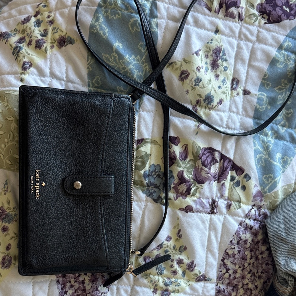kate spade black pebbled leather crossbody wallet